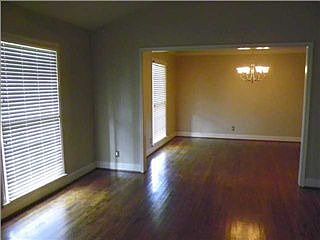 5th image of 305 24th St E