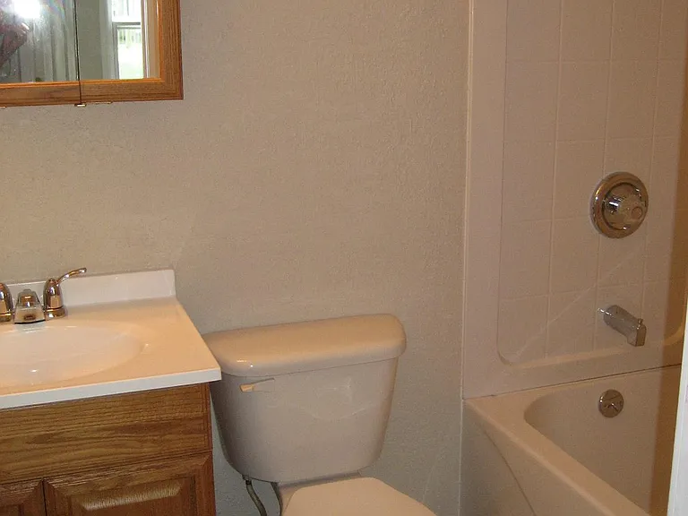 2904 Carrelton Dr — Photo 2