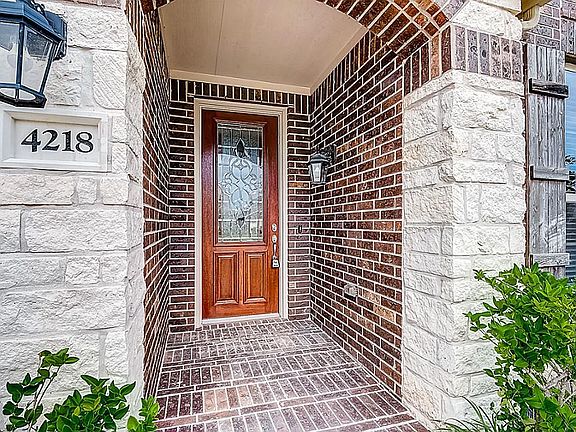 2nd image of 4218 Astoria Manor Ln