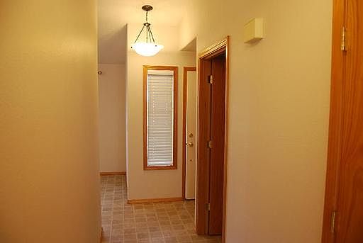 4th image of 4707 NE 39th St
