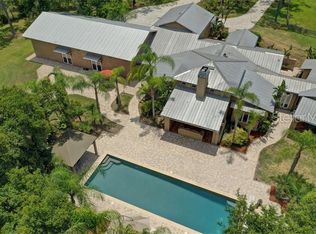 1021 Ranch Rd, Tarpon Springs, FL 34688