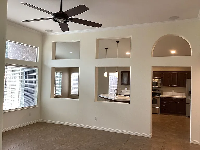 7526 N Ellendale Ave — Photo 17