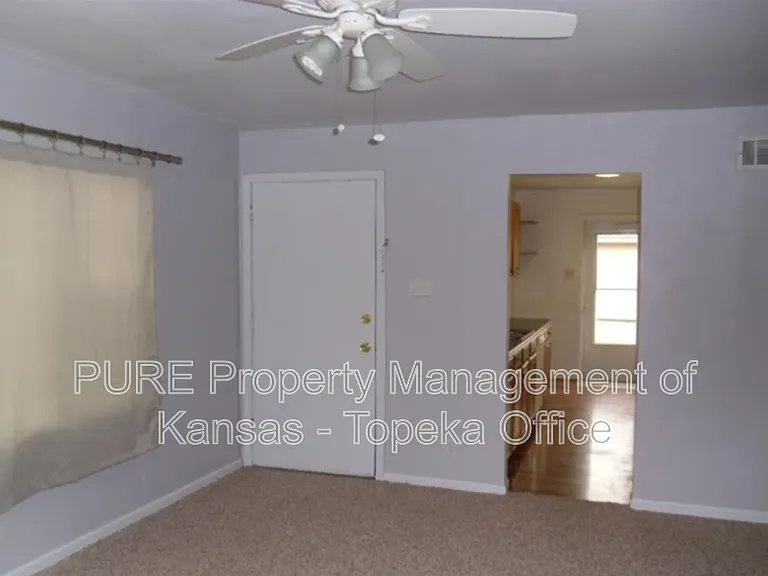 2333 SW Moundview Dr — Photo 3