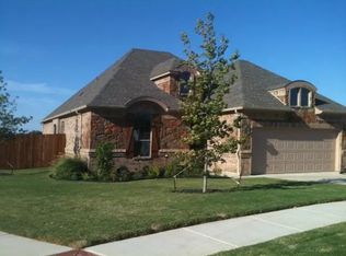 324 College Ct, Decatur, TX 76234