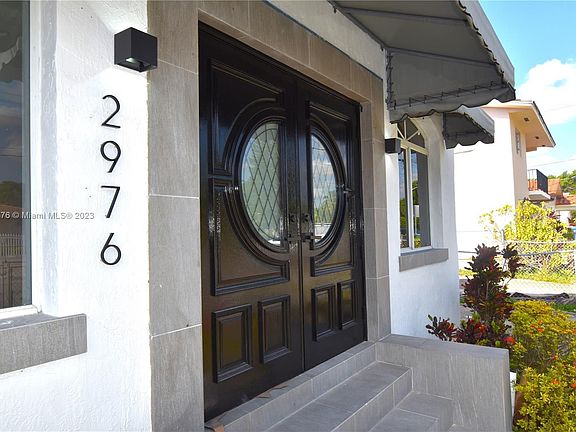 2nd image of 2976 SW 16th St