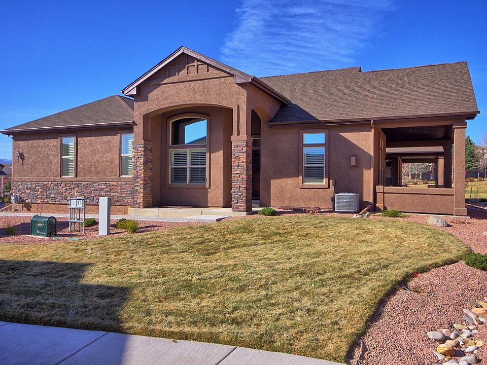 Gorgeous Stucco Patio Home