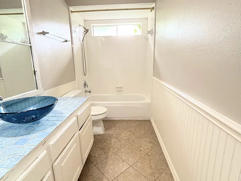 2510 Vermillion Dr — Photo 11