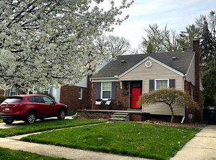 410 University St, Ferndale, MI 48220