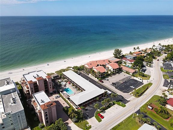 2nd image of 1745 Gulf Blvd Unit 6
