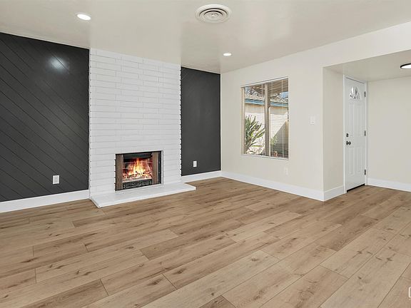 3rd image of 5720 Sage Dr