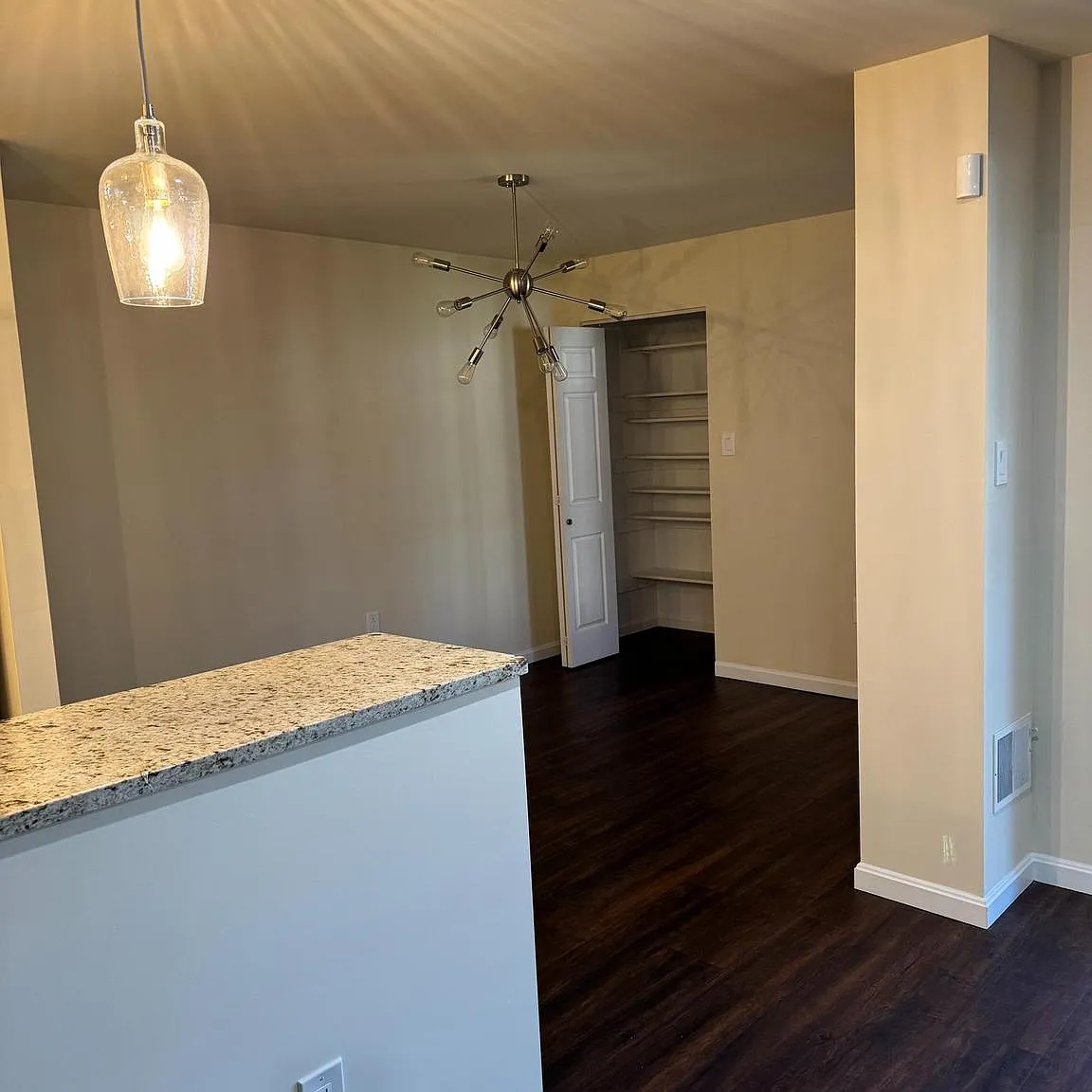 3 bed, 1416 sqft, $2,500 — Photo 4