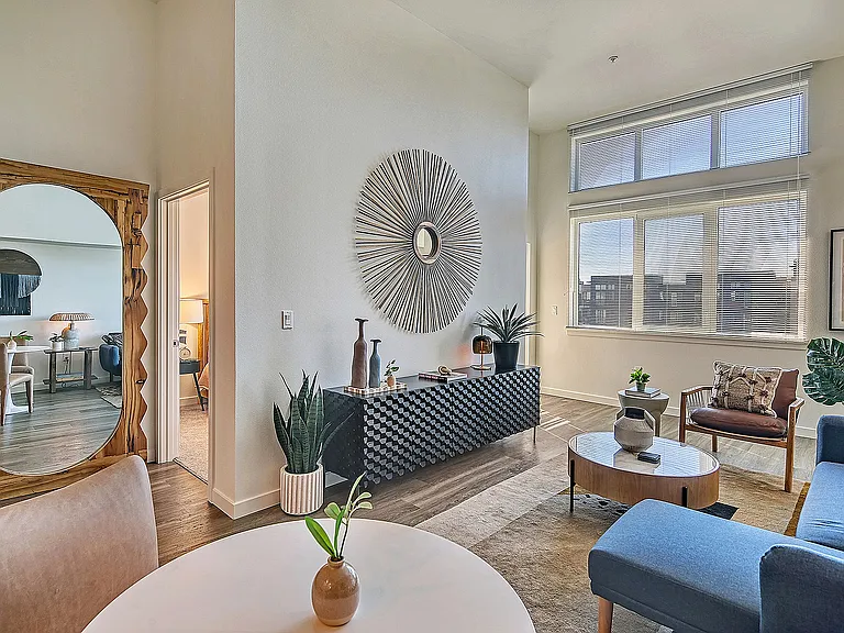 Terrace Station Apartments — Photo 3