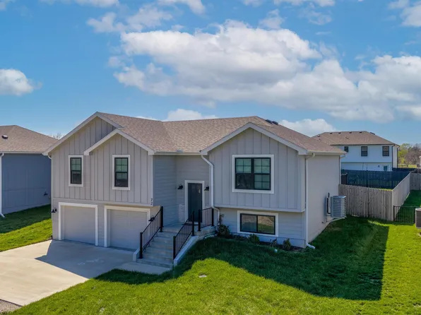 72 SE 461st Rd, Warrensburg, MO 64093