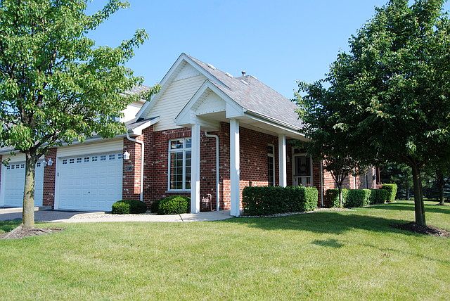 1st image of 6877 Michaels Cir
