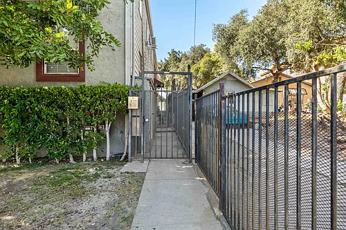 7137 Greeley St #4 Photo 1