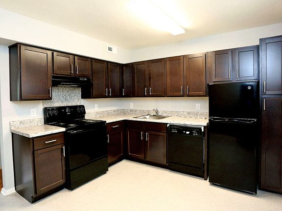 5th image of 4323 Newsome Dr