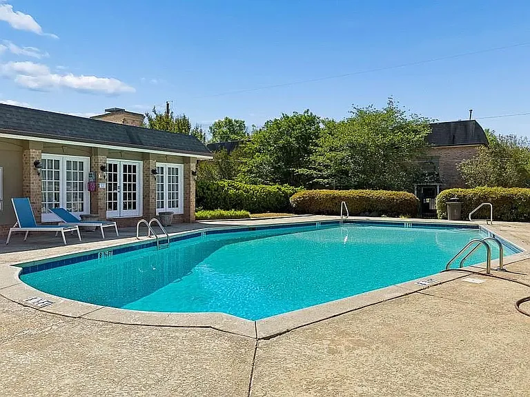 6980 Roswell Rd #C13 — Photo 38