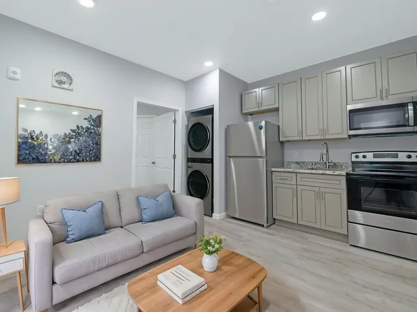 807 Avenue K, Galveston, TX 77550