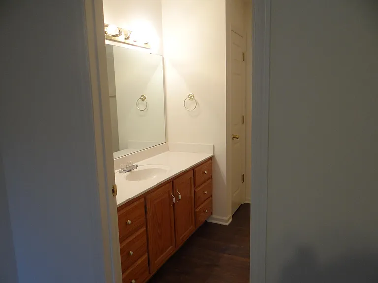 510 Overlook Cir — Photo 6
