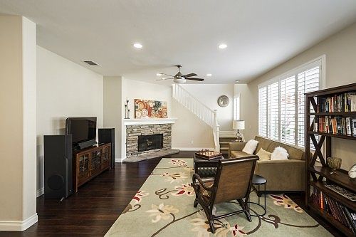 2nd image of 51 Meadow Gln