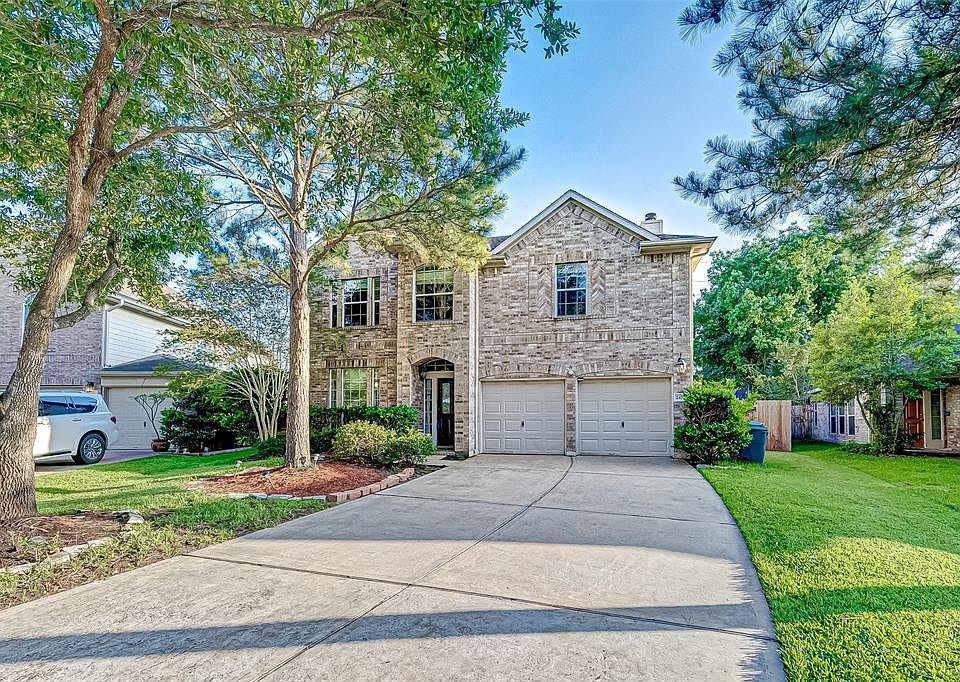 1st image of 24707 Laurel Chase Ln