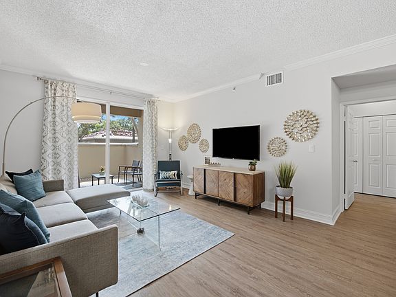 5th image of 6915 Main St #6718