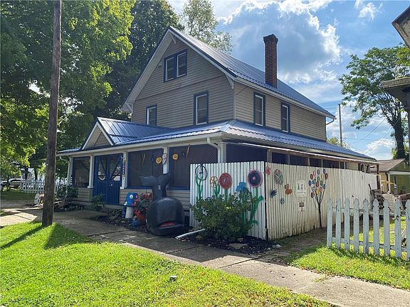 2nd image of 10869 Brown St