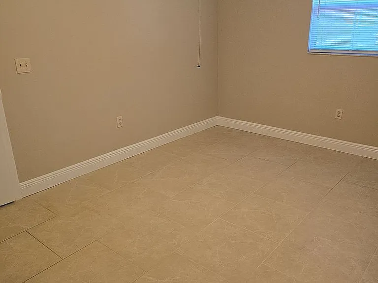 7251 McGinnes Ct — Photo 25