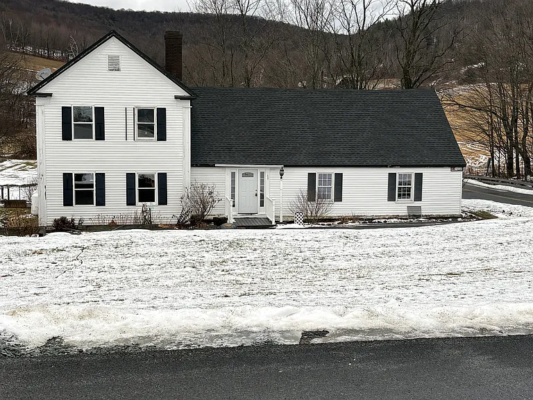 537 Green Hollow Rd #4 — Photo 1