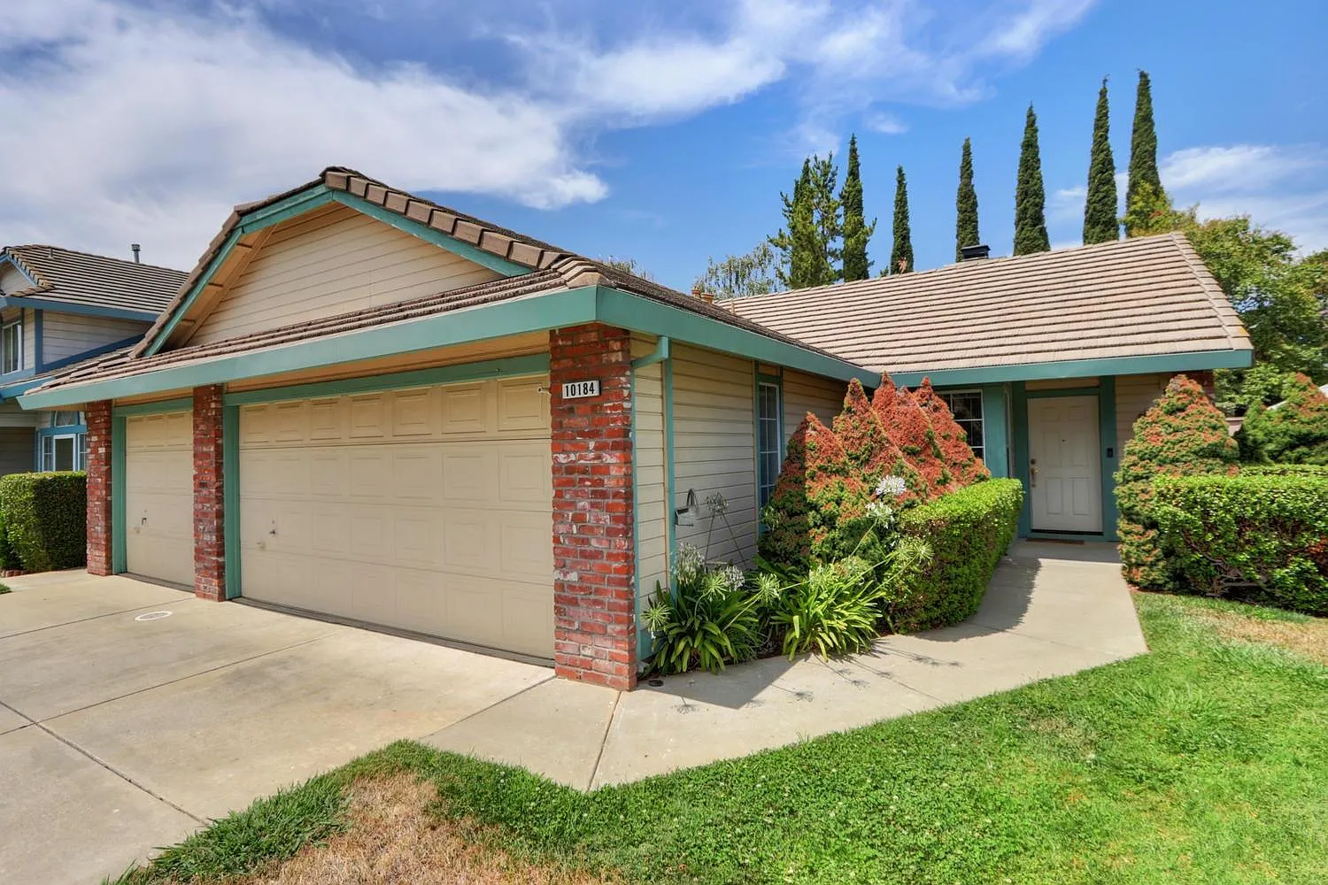 10184 Gatemont Cir photo 1