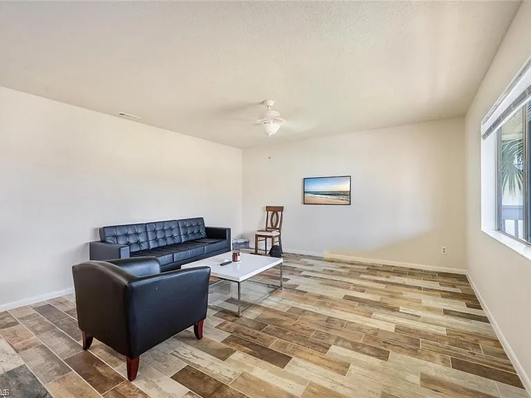 4625 Bayshore Dr #D16 — Photo 9