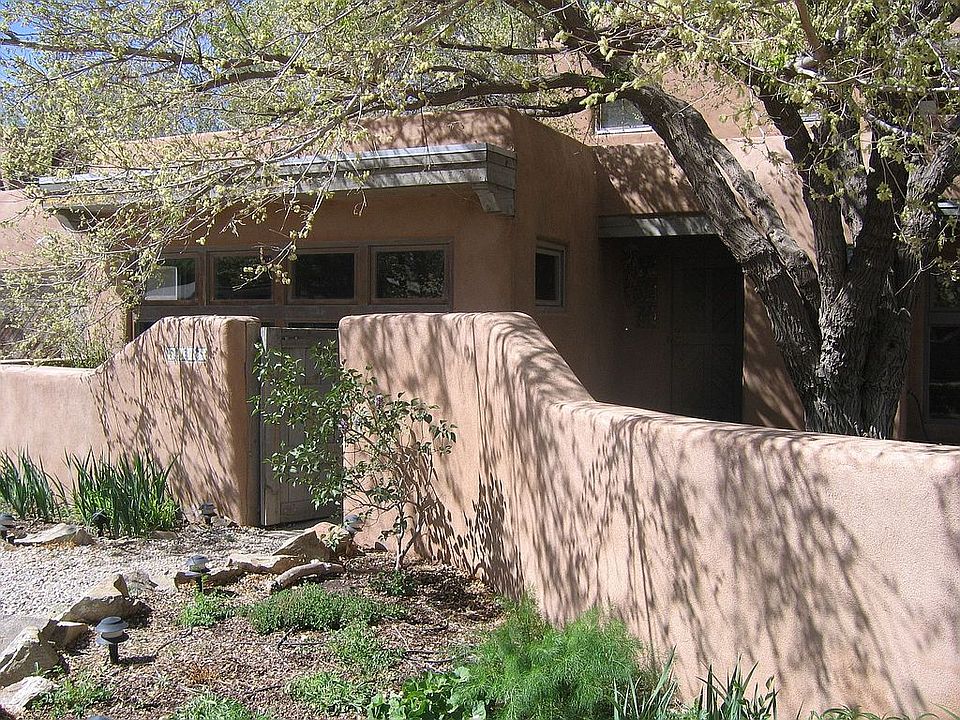 1st image of 4905 Guadalupe Trl NW