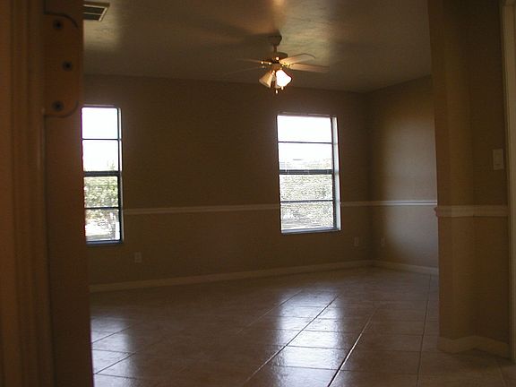 5th image of 2304 SE 18th Pl