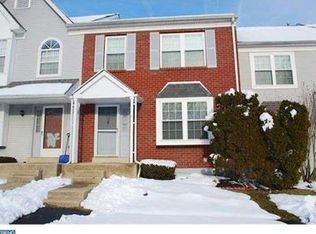 6 Eusden Dr, Aston, PA 19014
