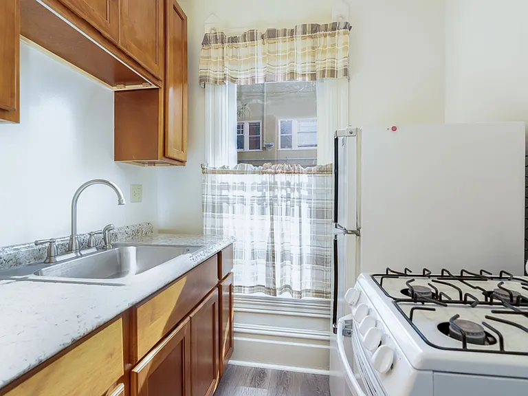 2309 San Jose Ave #4 — Photo 9