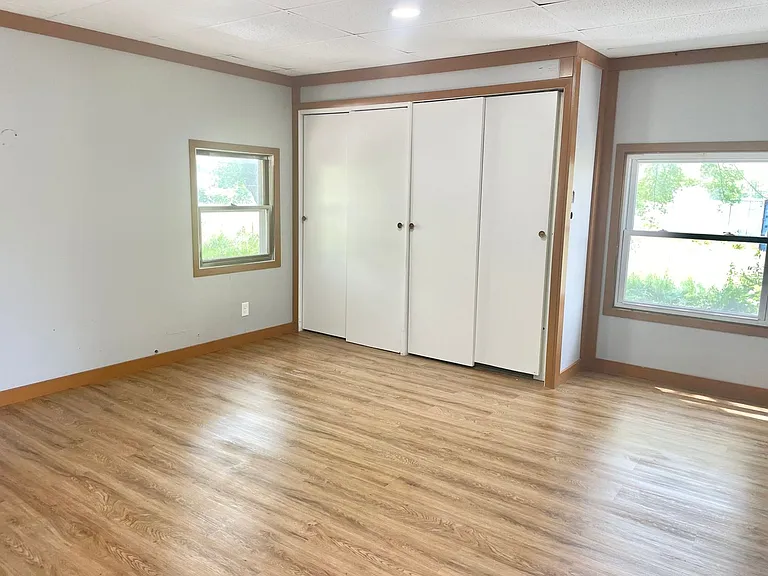 2404 W US Highway 20 — Photo 12