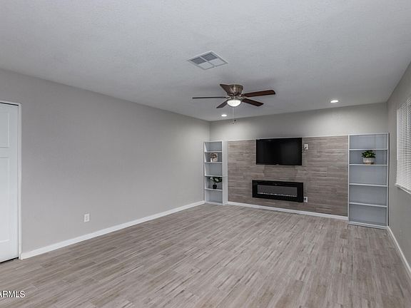 3rd image of 2141 E Broadmor Dr