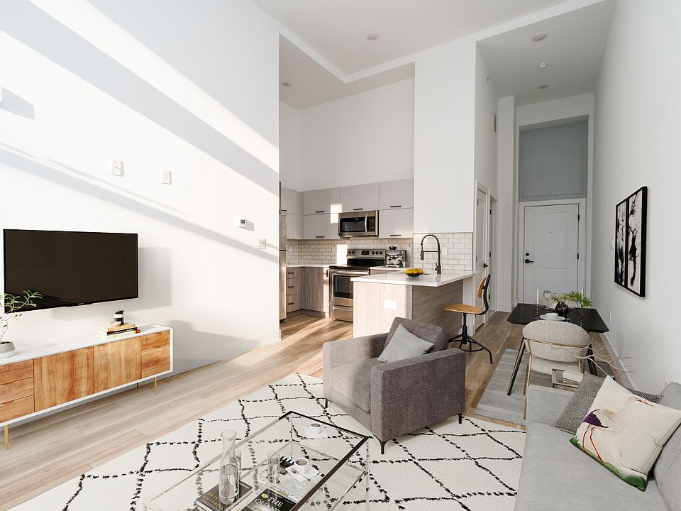1st image of 2700 E Auburn St #204