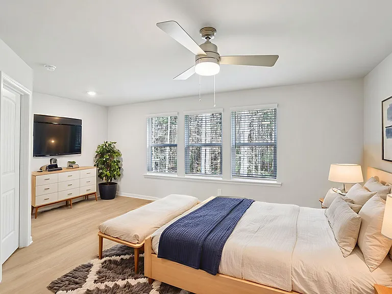 Quinn Residences at Pates Creek — Photo 36