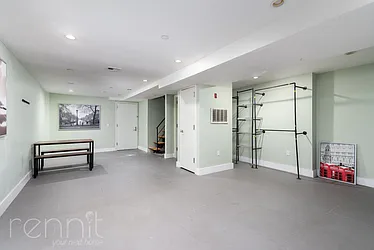 Rented by Rennit Inc.