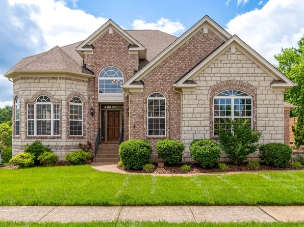1237 Beech Hollow Dr, Nashville, TN 37211