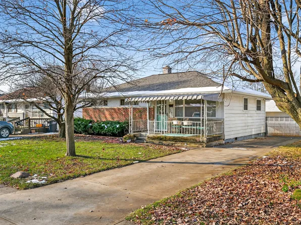 426 N 14th Ave, Beech Grove, IN 46107