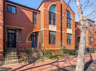 702 10th St NE, Washington, DC 20002