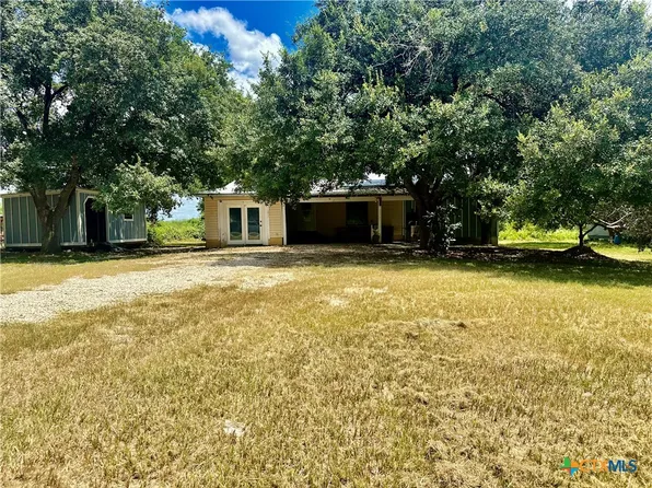 206A McCormick Dr, Victoria, TX 77904