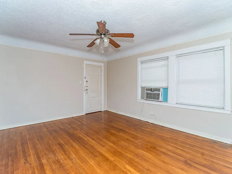706 W French Pl #3 — Photo 6