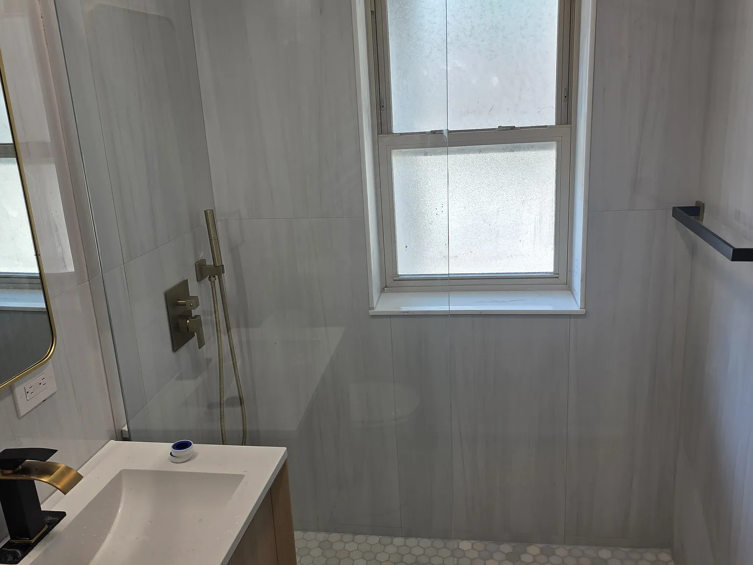 1 bed, 650 sqft, $1,300 — Photo 1