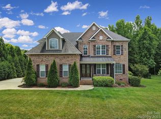 1205 Lafayette Park Ln, Weddington, NC 28104