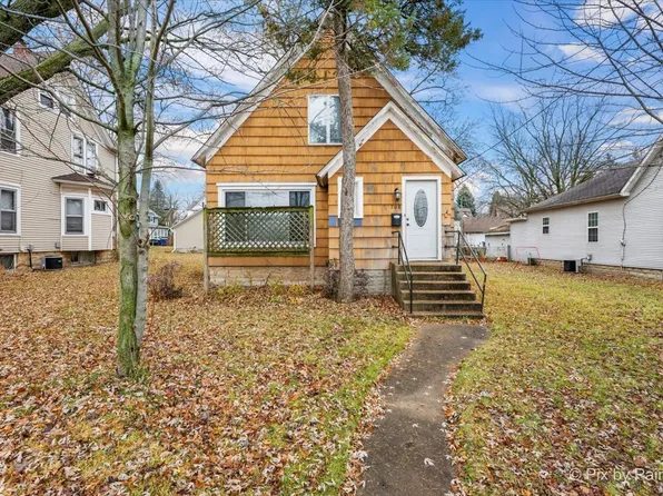 708 S 1st St, Dekalb, IL 60115