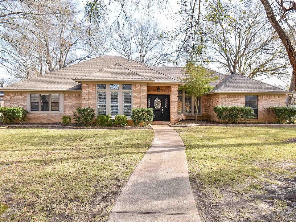 1st image of 5802 Plantation Dr