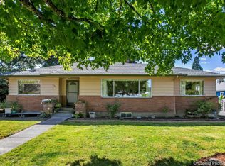 135 NE 8th Ave, Hillsboro, OR